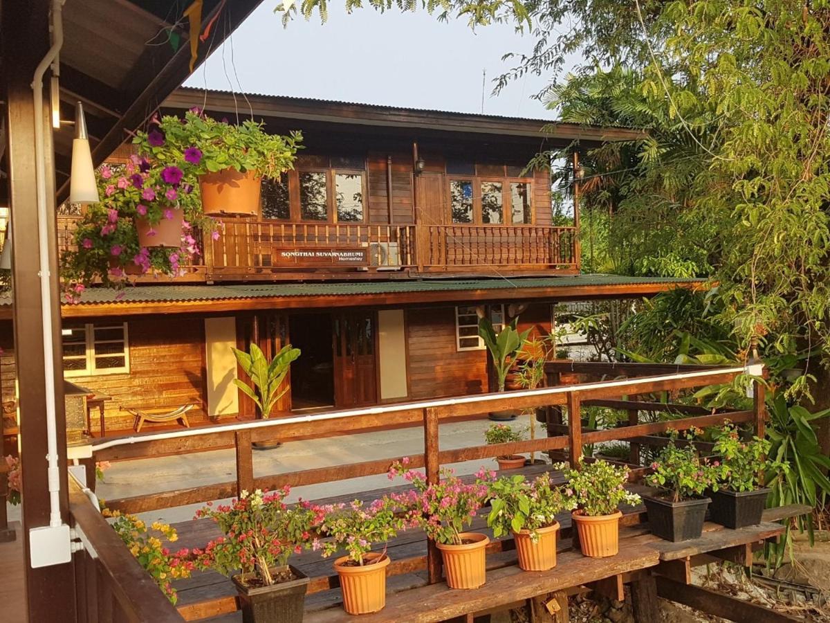 Songthai Suvarnabhumi Ban Khlong Si Dış mekan fotoğraf